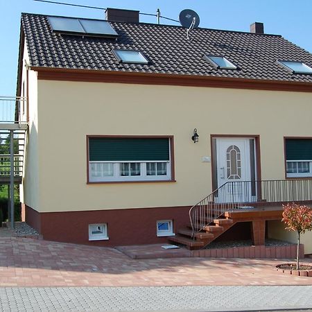Landhaus Warndtwald Dependance Wadgassen Bagian luar foto
